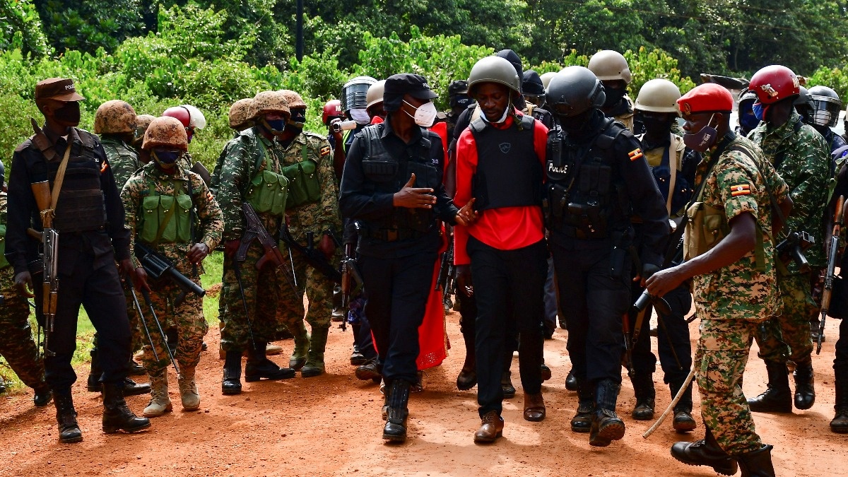 Uganda candidate Bobi Wine arrested, again reut.rs/3hsJjuk