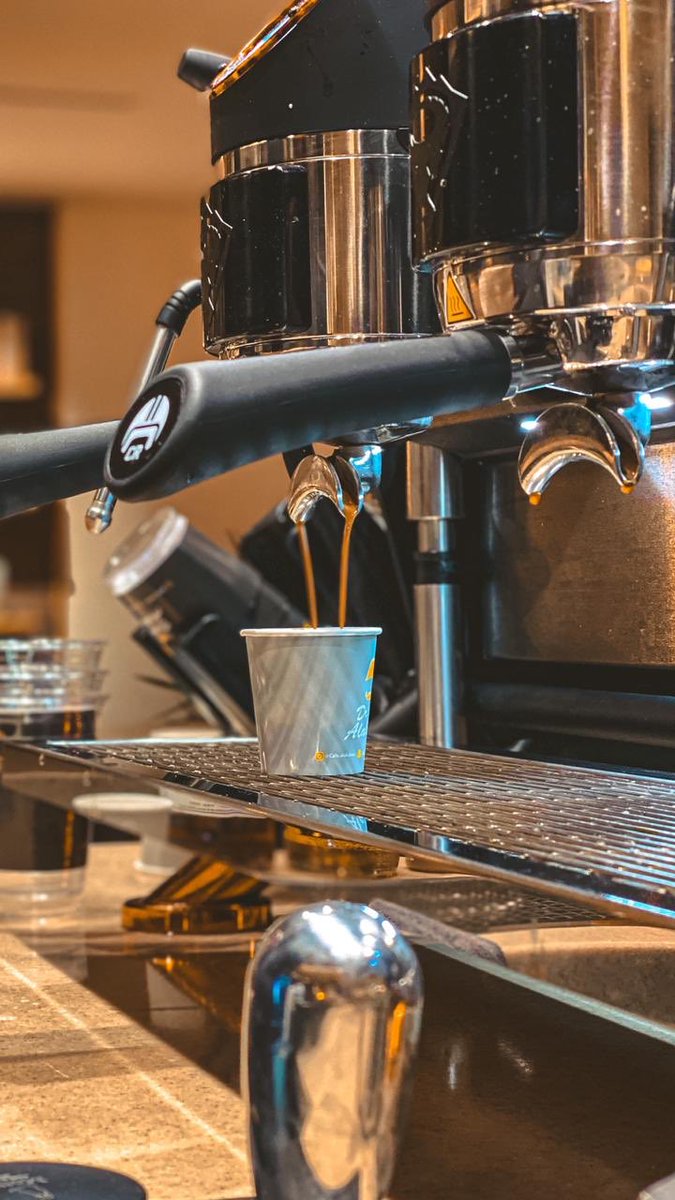 د كيف الأكابر على تويتر مبروووووك لجميع الفائزين كونوا دائما معنا في كيف الأكابر متفاعلين فبكم نرقى ونعدكم دائما بكل جديد وبكم هائل من المسابقات والجوائز التي لاتنتهي القهوة كفيهات المدينه