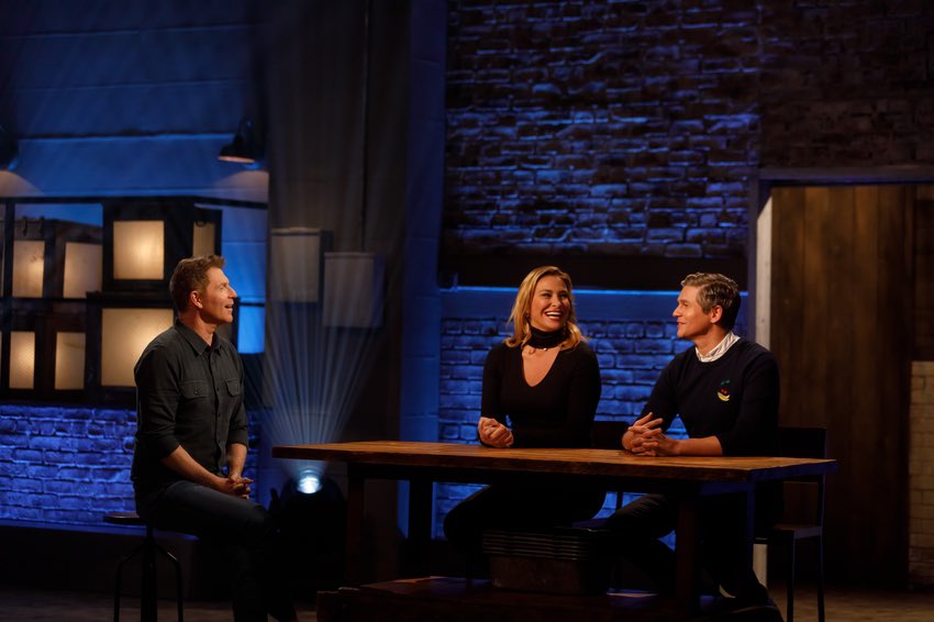 Don’t miss tonight’s all new #BeatBobbyFlay...with @donatellaarpaia and @Davidburtka ...@FoodNetwork at 10pm EST. https://t.co/O0ZdJ38TWo