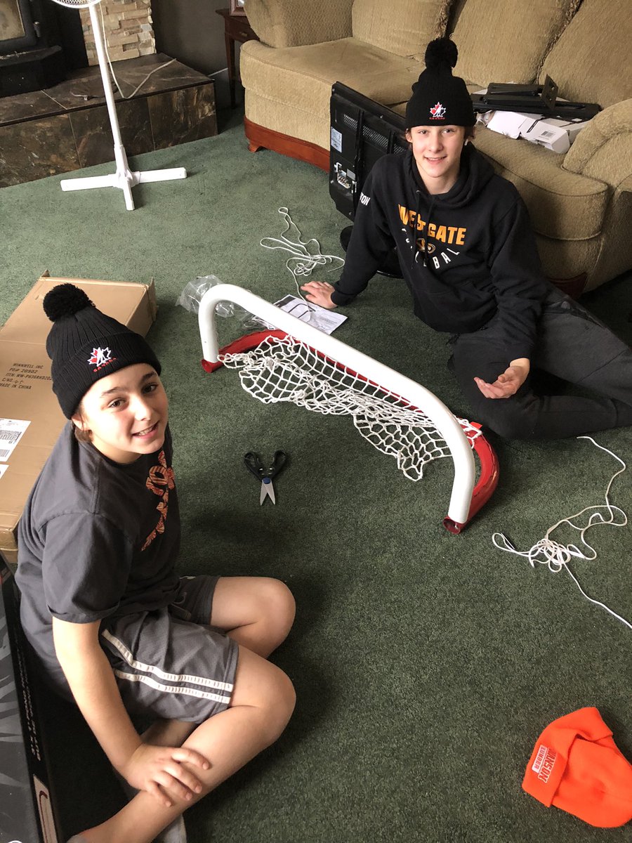 DavePaddington's tweet photo. My major Christmas prize arrived today!!!! FRAGILE...Thank you Canadian Tire. Now I know how the Dad in A Christmas Story felt. More updates to follow... @cbpaddington @lexispaddington @EjPaddington @BenPaddington #CTPuckDrop https://t.co/OfSnXSE7lt