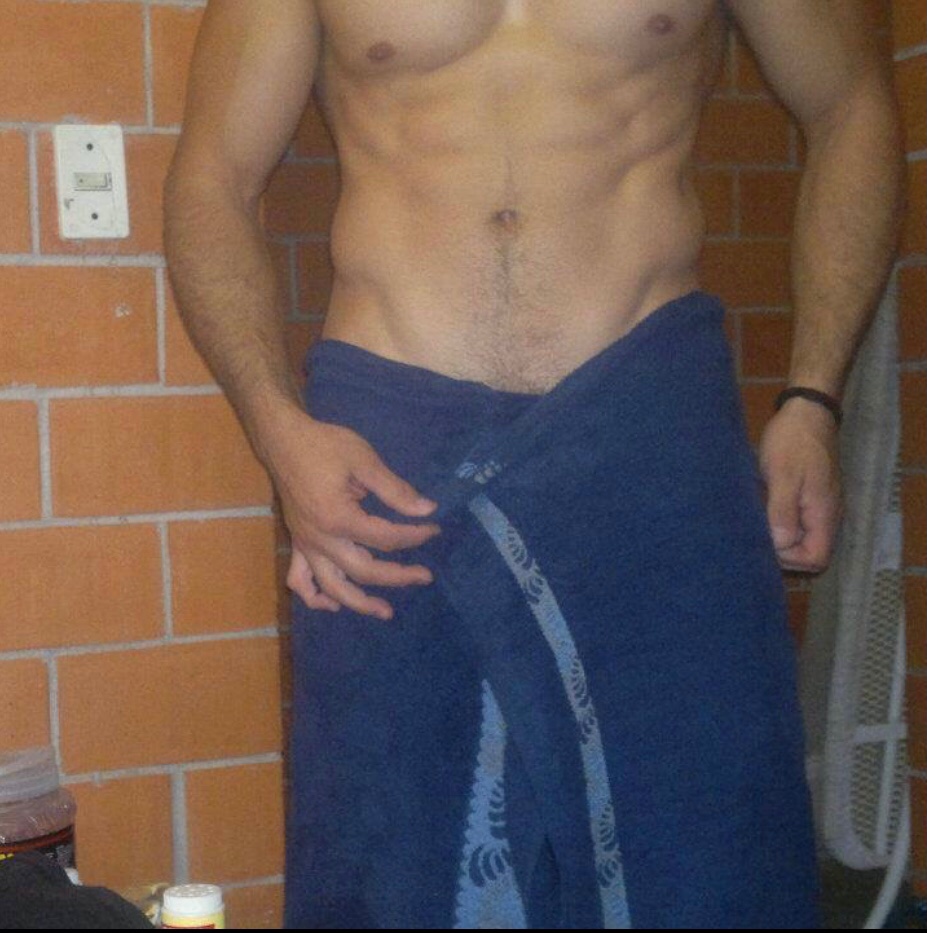 Hotmexman2's tweet photo. Are you ready to celebrate new year? Invite to celebrate with you ☺️ https://t.co/wAiQZzUTTb