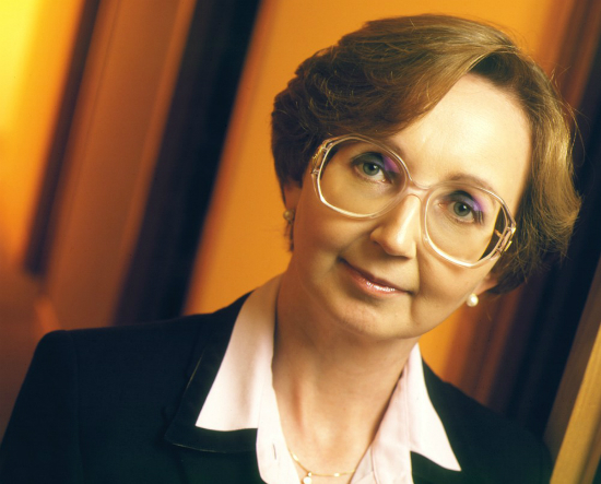 6) Dr Anne Szarewski (1959-2014) Breakthrough led to the prevention of many cervical cancers. In the 1990s, Anne and her colleagues showed that human papillomavirus (HPV) was linked to cervical cancer. Over 10 years a vaccine was developed to prevent HPV and cervical cancer