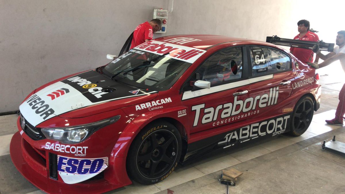 #STC2000 El equipo @FiatRacingTeam de <a href="/SuperTC2000/">TC2000</a> realiza su prueba de pista en San Nicolás. <a href="/armellini_bruno/">Armellini Bruno</a> es el encargado de trabajar sobre el Cronos