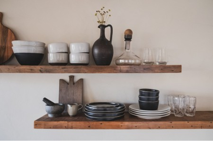 5 Common Kitchen Organizing Mistakes to Avoid: buff.ly/3mrQiVd  #kitchen #organization