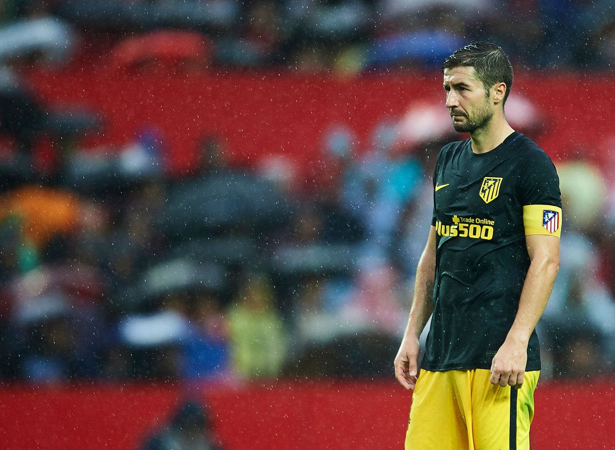  Les joueurs avec le plus de matchs :1. Koke - 440 matchs2. Godín - 344 matchs3. Gabi - 329 matchs4. Juanfran - 323 matchs5. Saúl - 312 matchs6. Oblak - 277 matchs7. Filipe Luis - 273 matchs8. Griezmann - 257 matchs9. Correa - 253 matchs10. Giménez - 198 matchs