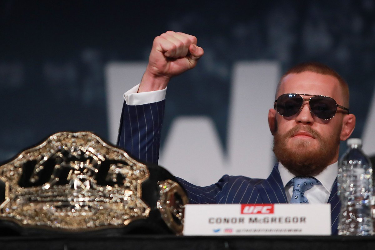 Odds on who will end 2021 as the UFC 155lbs Champion:

Conor McGregor 3/2
Khabib Nurmagomedov 5/2
Dustin Poirier 11/2
Justin Gaethje 11/2
Charles Oliveira 13/2
Tony Ferguson 9/1
Dan Hooker 10/1
Carlos Diego Ferreira 14/1
Paul Felder 16/1
Islam Makachev 20/1

(via @betonline_ag) https://t.co/tcjYKUsQyT