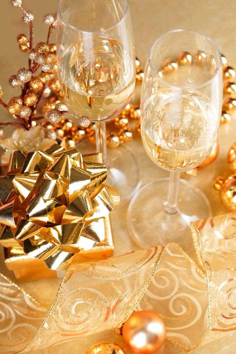 Padme goes to a fancy party but doesn't actually want to be there.