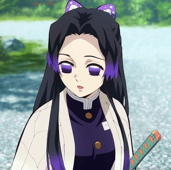 🦋 ; Shinobu con el pelo largo es un eNCANTO.