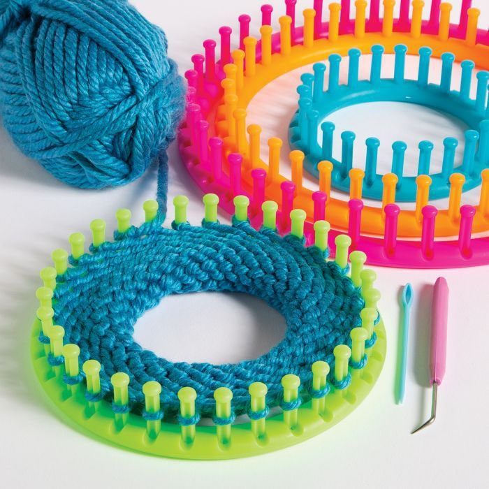  @MagDods 12/An easy way to knit is to use a knitting loom (not a machine): it helps one to make all stitches the same size, right from the start, with a low learning curve. Hats and scarves are very simple and other things can be made using patterns. Fun way to make gifts!