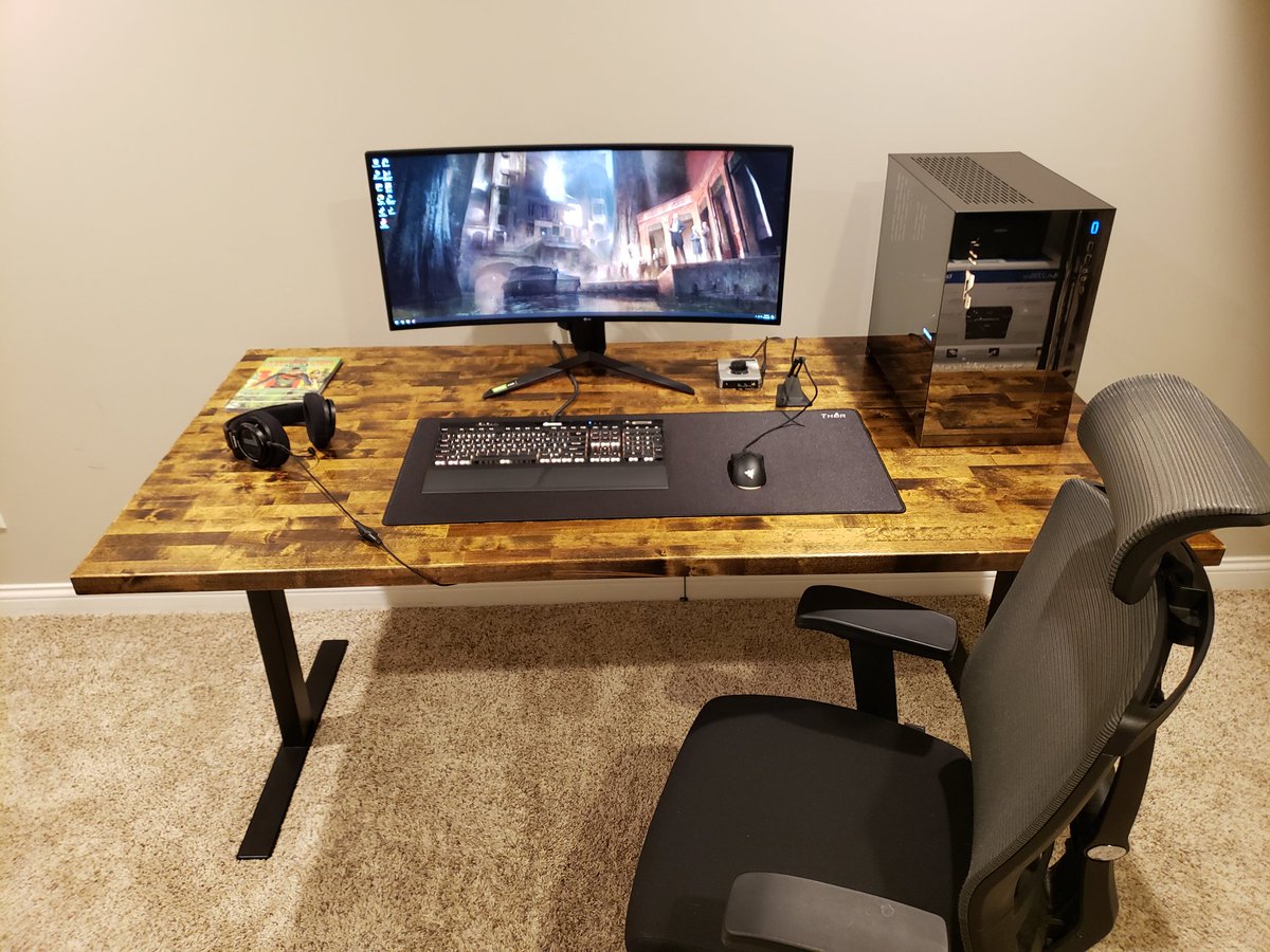 ChadDown's tweet photo. @JayzTwoCents Going from a 9+ year old laptop with a 675M to building a PC with a 5800x, 3080 FE, 32 gbs of ram, and a1tb m.2 drive has been amazing. Monitor is LG 34GN850-B. Autonomous desk legs with my own butchertop top. Sleeved cables and RGB strip on the way.
#jaywhatdoyouthink3 https://t.co/bay2MMQuxH