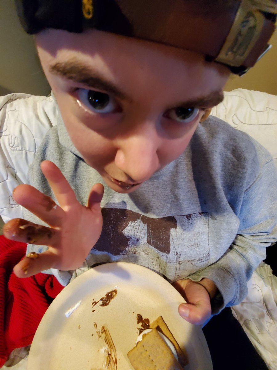 buttstuff tweet media