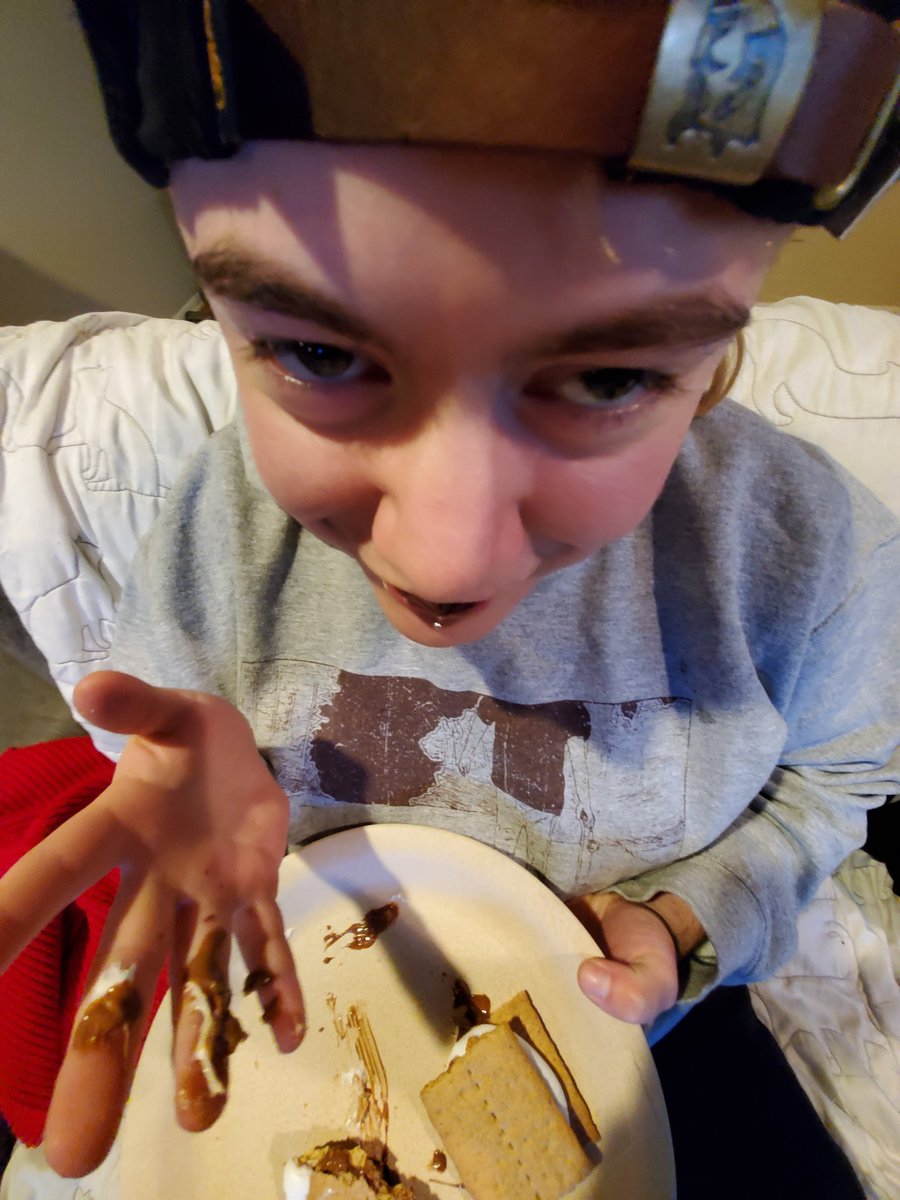 buttstuff tweet media