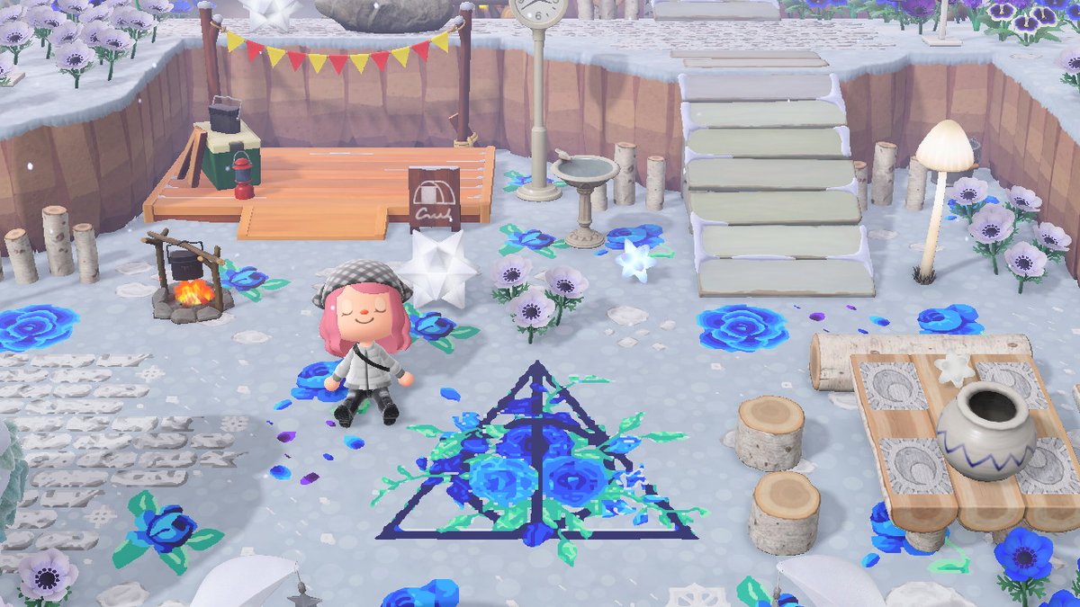 shewbeedew's tweet photo. I'm not finished, but i finally posted some designs for my blue roses &amp; white brick with snowflakes!! #AnimalCrossing #ACNH #NintendoSwitch https://t.co/0ZB6GkssH6