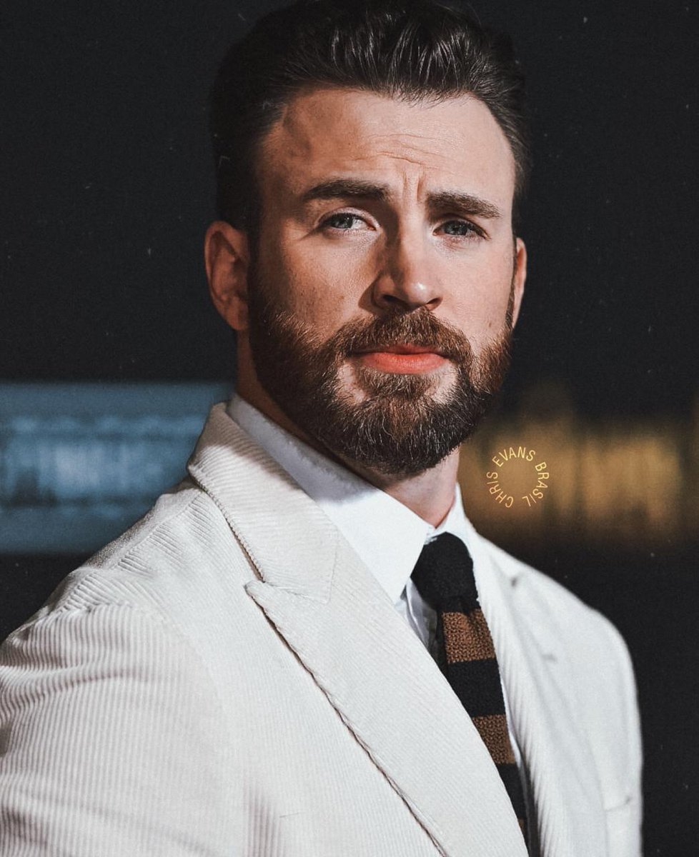 • (10.12) Chris Evans era confirmado no filme da Netflix, 'Don't Look Up'.