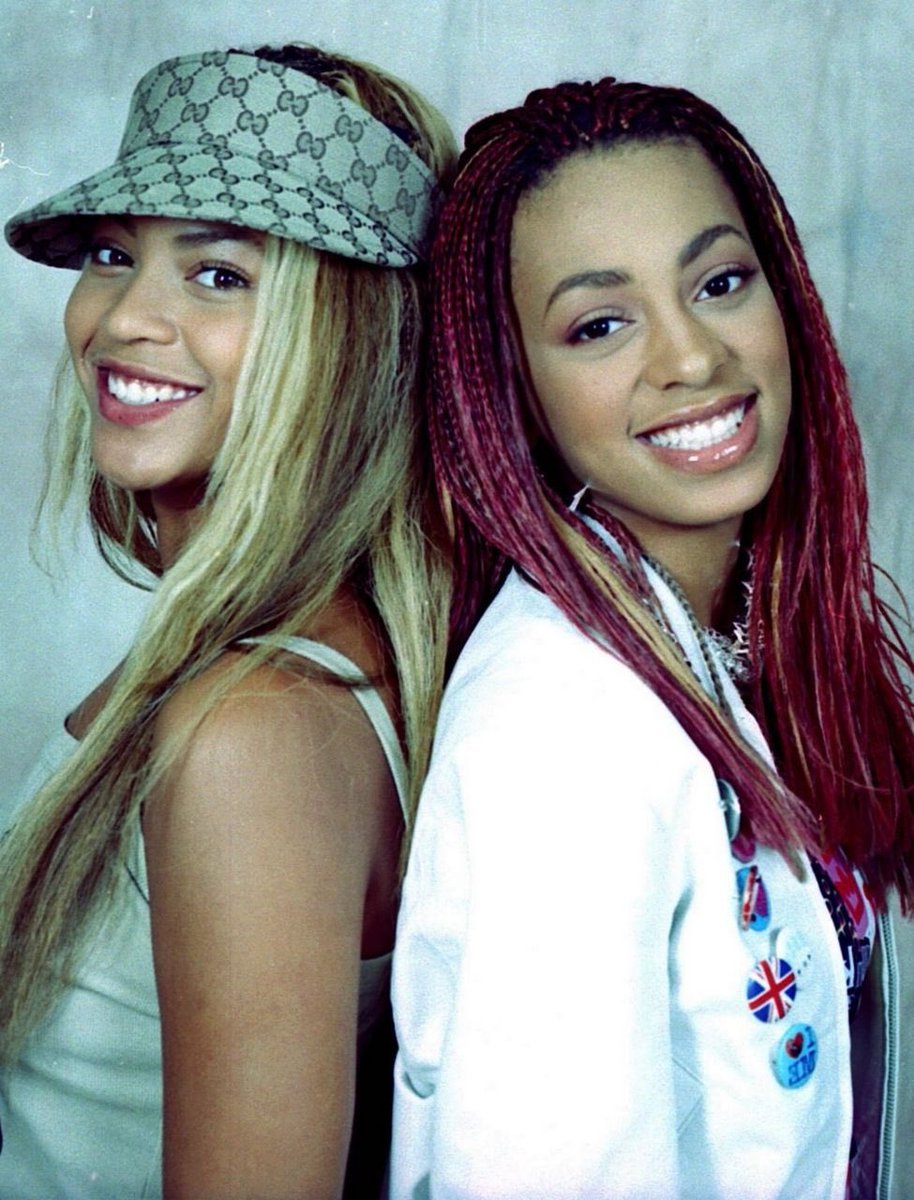 End of the thread. Follow me for more Beyoncé content and  @solangearchives for Solange. 