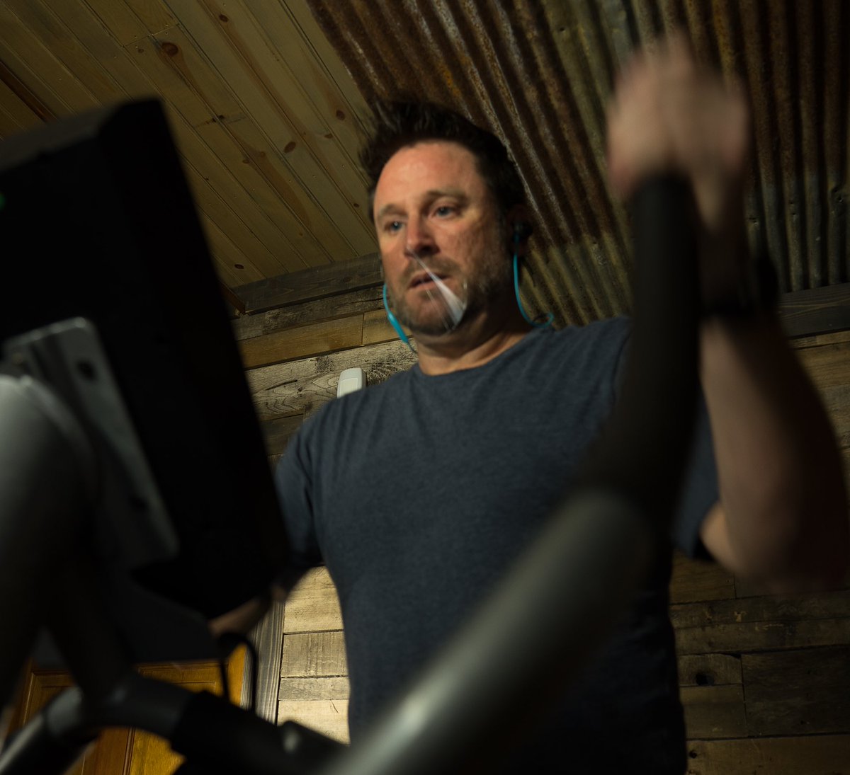 If you’re looking to reach any health and fitness goals in the new year, make sure to check out “The Social” — a light weight and breathable shield option that is easy to wear while doing activity! 

#minishieldusa 
#createdfrompassionmadeforexpression