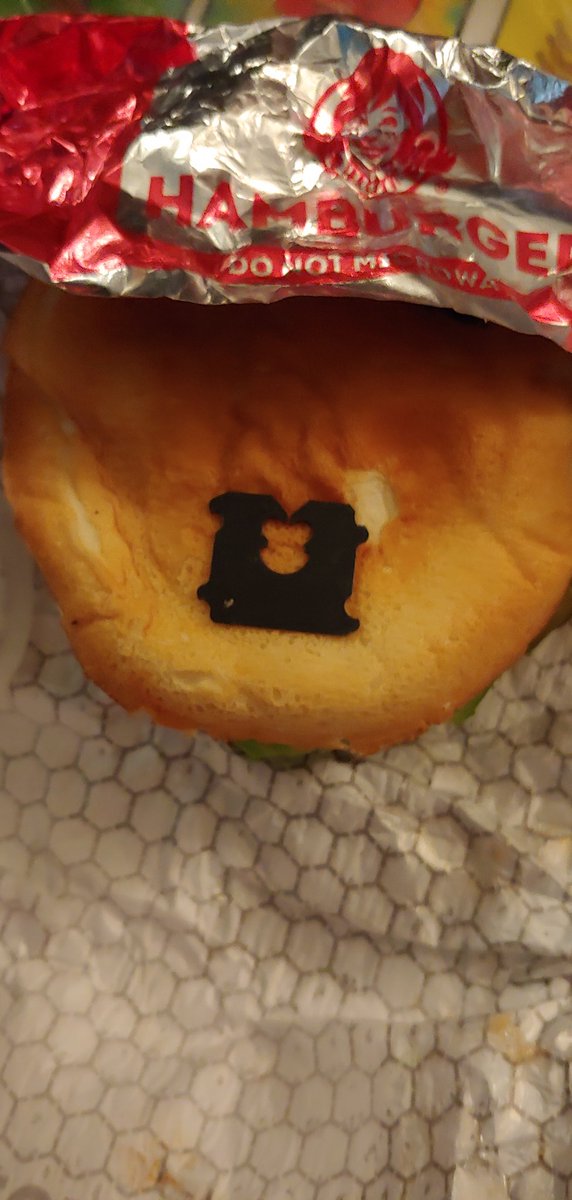 reolmos's tweet photo. @Wendys looks like you restaurant wanted me to have some extra roughage.  Accidents happen. Burger was still good. https://t.co/9zwtkVVSHs