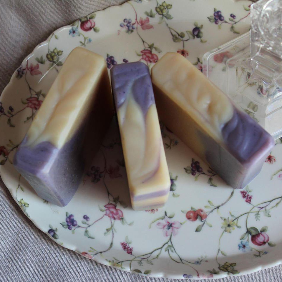 libertysoap's tweet photo. Lilac Goat's Milk Soap, Cocoa Butter Soap, Floral Scent Bar Soap, Handmade Soap, Botanical Soap, Feminine Soap Flower Soap Moisturizing Soap https://t.co/bBosXQouHX #LibertyBathAndBody #Mensgrooming #Etsy #facialcare ##Handwashing #SensitiveSkinSoap https://t.co/Ojz07jpBuk