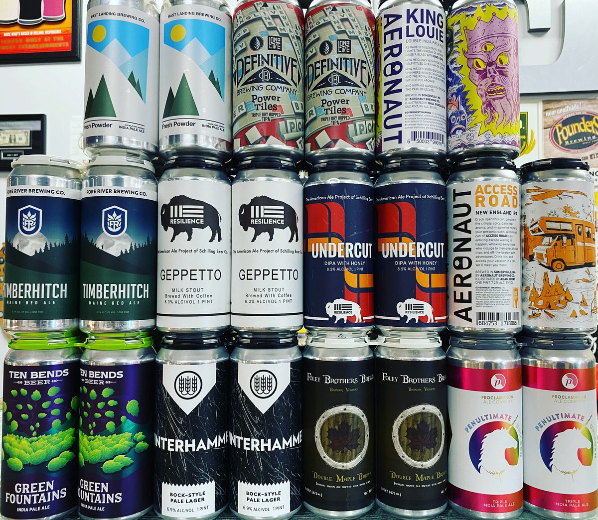 thepackienh's tweet photo. Late delivery. Deal with it
.
.
.
#mastlanding #foreriver #tenbends #schilling #resilience #definitive #deciduous #longlive #foleybrothers #aeronaut #proclamation #thepackienh #thepackie #manchesternh #craftbeer https://t.co/TfafGJIvV1