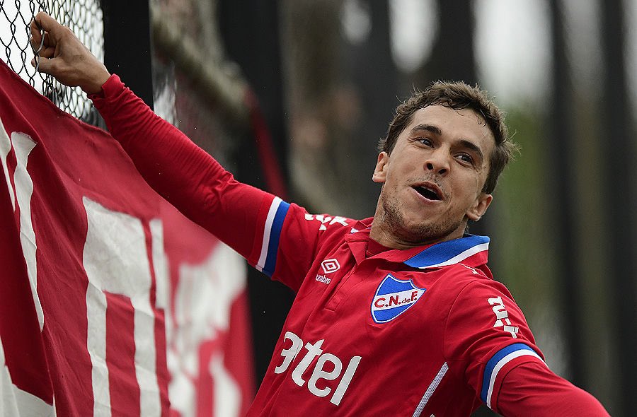YamilAngelini's tweet photo. Muchos de los goles que grité con más ganas, fueron hechos por ustedes dos. Perdón y GRACIAS 🙏🏼 
Son NACIONAL 🇳🇱 https://t.co/3OQPQ6mdsz
