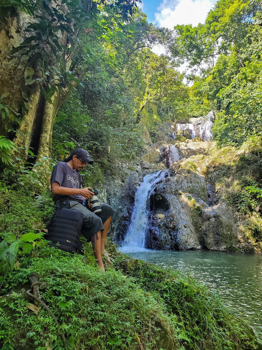 Razor_Digital's tweet image. “There are always two people in every picture: the photographer and the viewer.” Ansel Adams. #lowepro #protactic350awII #canon #5dmarkiv #70200Lmm #landscapephotography #nature #tobago #chasingwaterfalls