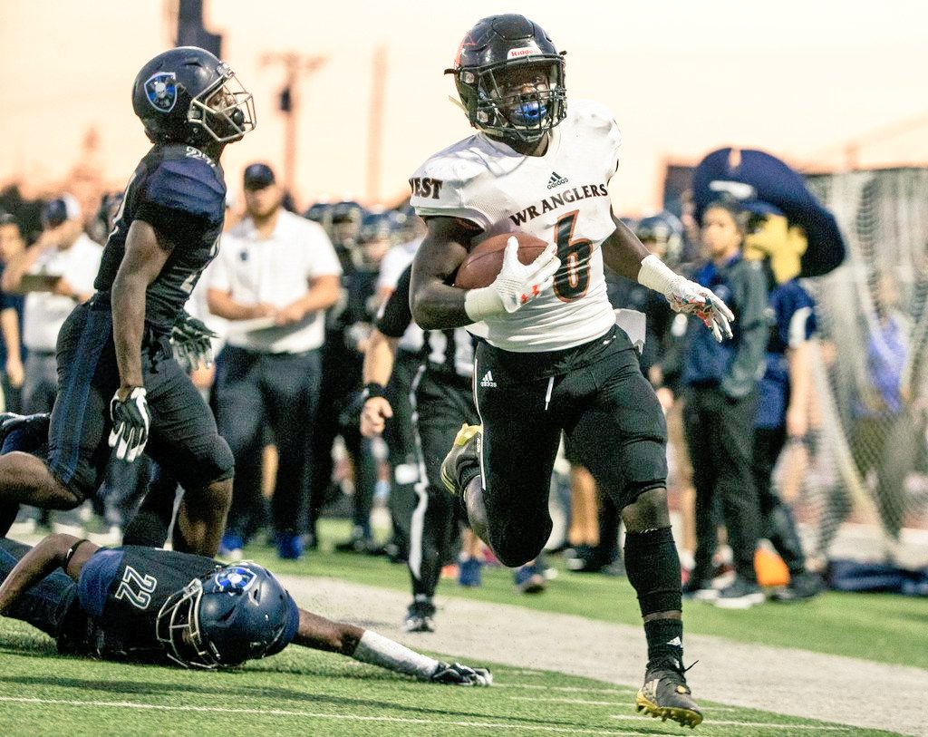 Coach_JoeyMoss's tweet photo. We all know 22 but let me tell you about the legend of 6.... 💨💨💨 https://t.co/BbUeEaSFGk