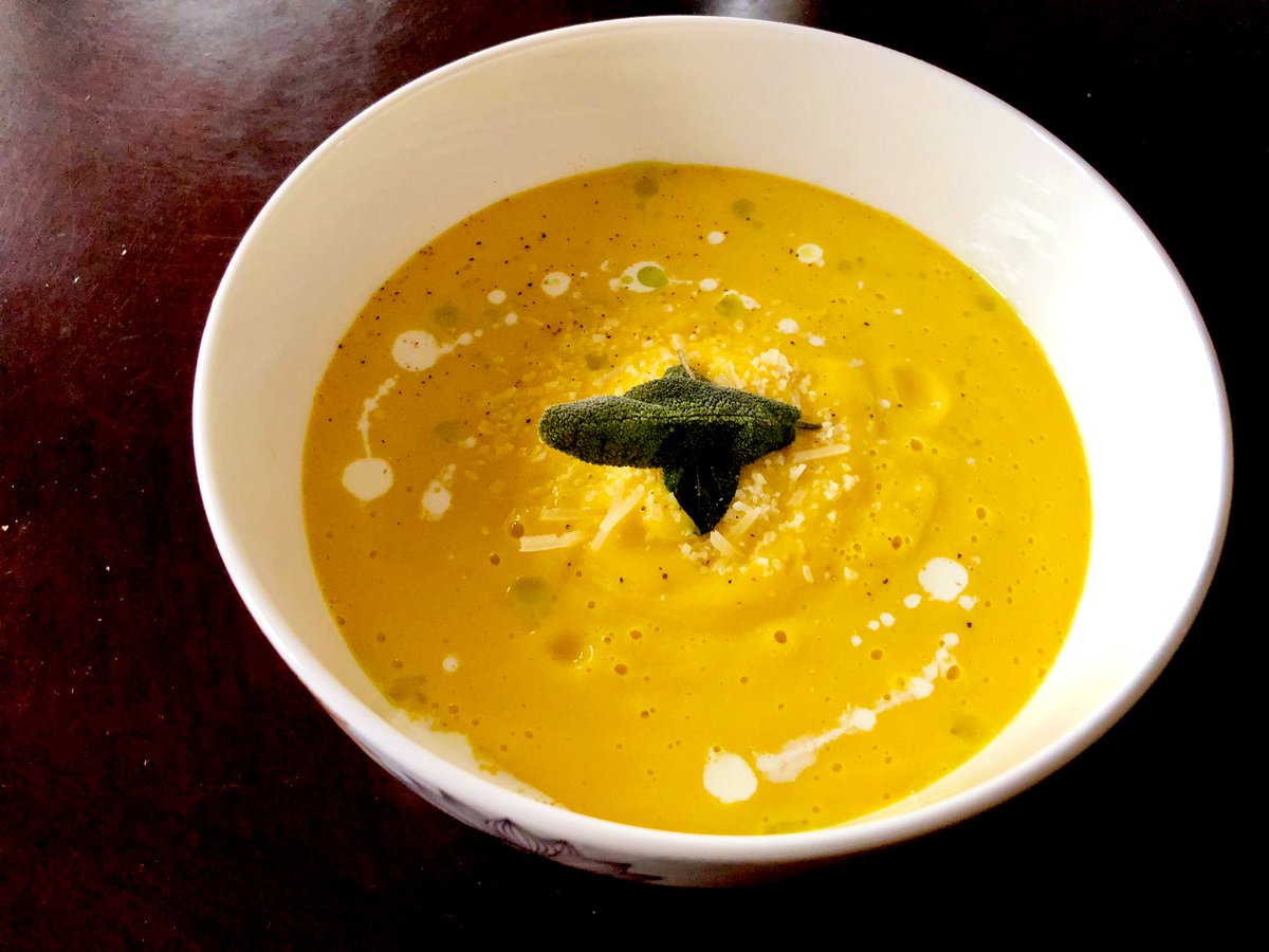 Lmao speaking of emulsions, here’s an example of a really good one  BUTTERNUT SOUP with crispy sage. Fatty, rich, and full of flavor. Jupe jupe would be pleased.