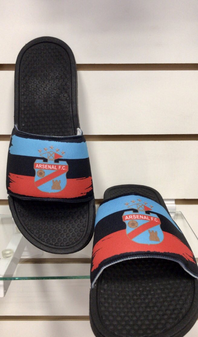 ArseShop tweet media