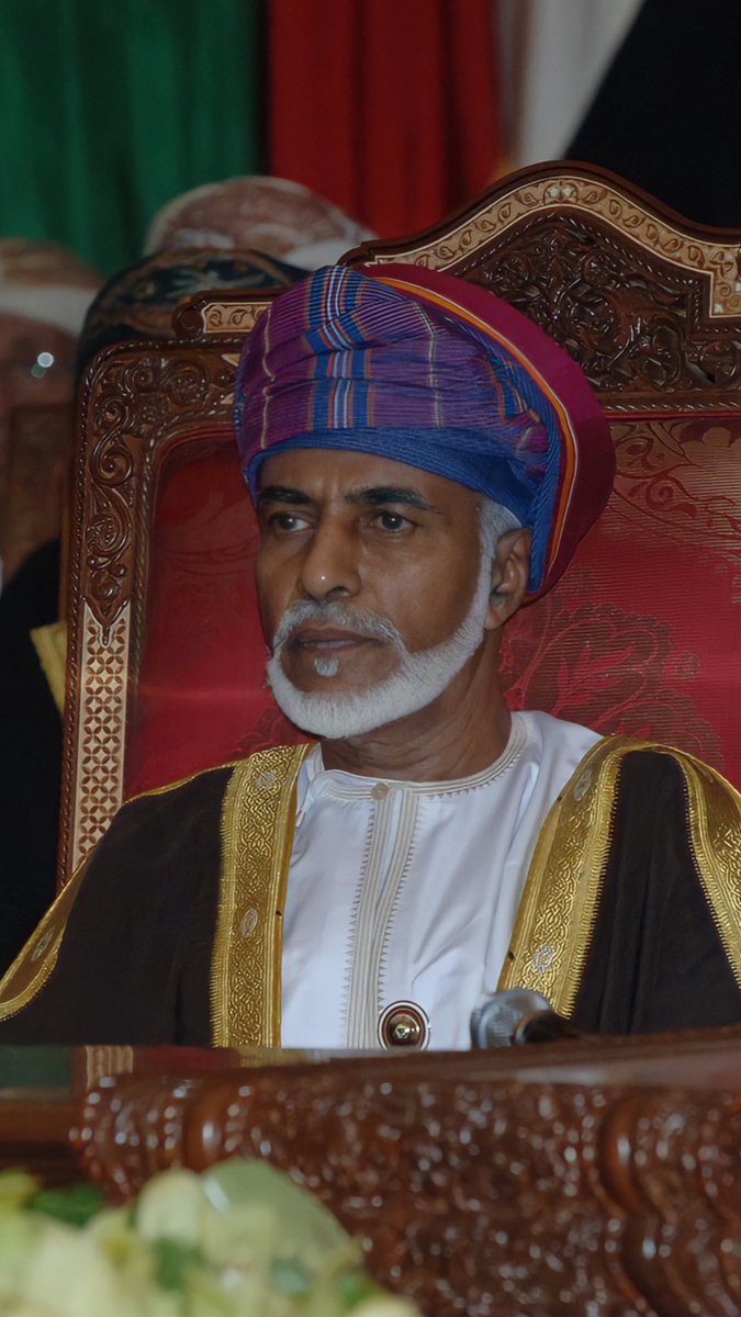 prayer_Sultan's tweet photo. #لاتنسون_السلطان_قابوس_من_دعواتكم
رحَم الله شخصاً لا يُذكر اسمه إلا بالخير، رحَم الله وجهاً بشوشاً سمحاً، رحم الله روحاً طاهرة نقيّة، اللهٌم ارحم أبي السلطان #قابوس_بن_سعيد واجمعنا به في جنات النعيم.. https://t.co/Dd2FafKAwD