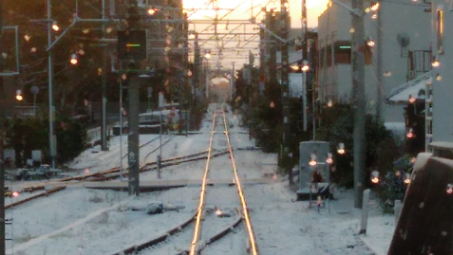 伊園p 宇部新川駅 21年ぶりに来た 奈緒 小羽山団地とか駅方向の眺めとか ほんと雰囲気まんまなんだな 加蓮 ただいま 凛 さよなら すべてのシンデレラガールズ 菜々 いいですねー ナナも学生時代 本山支線でシンジ君ごっこ しましたねえー