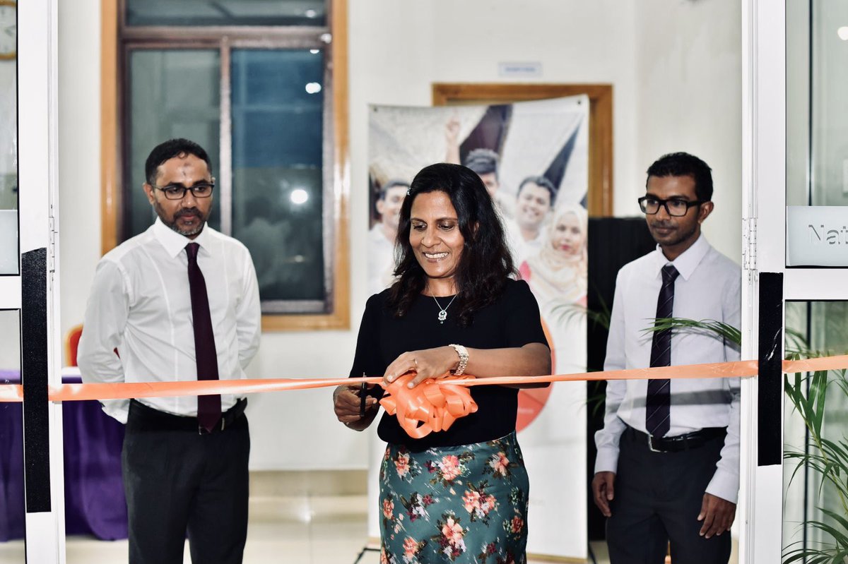 CliqueCollege's tweet photo. Throwback to “Next Step”, a higher education and career guidance expo held in November 2019. This informative event provided school-leavers with numerous opportunities and guidance! 👩🏽‍💻💼 #cliquecollege #cliquestudents #studentexperience #collegelife #nextstep2019 #tb https://t.co/oYh1bc4blM