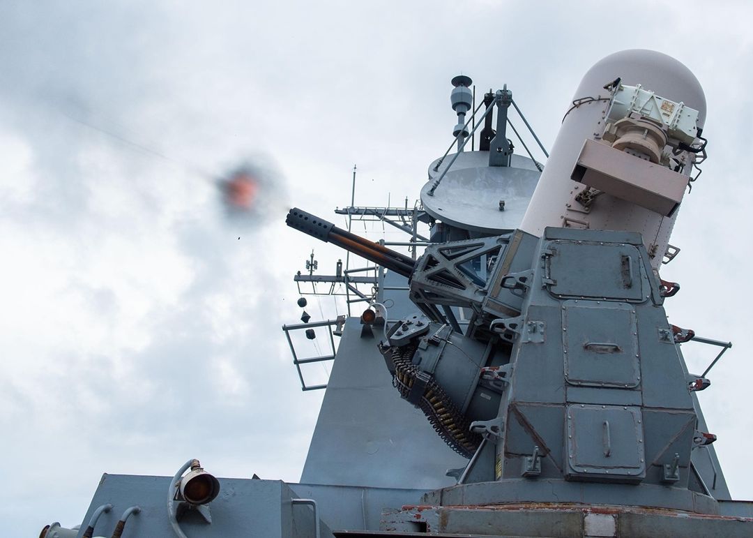 BRRRRRRPPPPP!!!!!

The #USNavy Arleigh Burke-class guided-missile destroyer #USSWilliamPLawrence (DDG 110) fires its close-in weapons system (CIWS) during a pre-action aim calibration fire exercise in the Caribbean Sea.