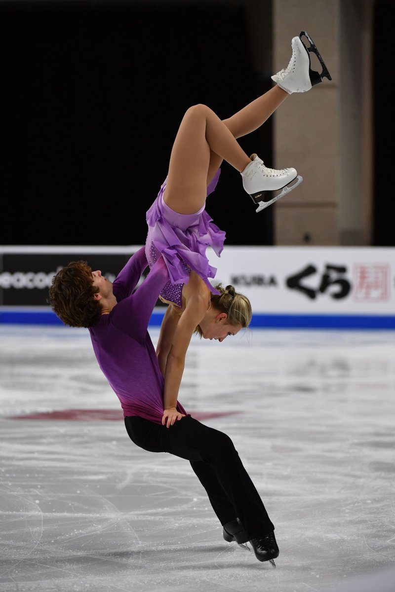 Eva Pate The Floor Is Lava Cc Josephbuckland Skateamerica Iceskating Upsidedown Handstand Loganbye1 Eva Pate The Floor Is Lava Cc Josephbuckland Skateamerica Iceskating Upsidedown Handstand Loganbye1