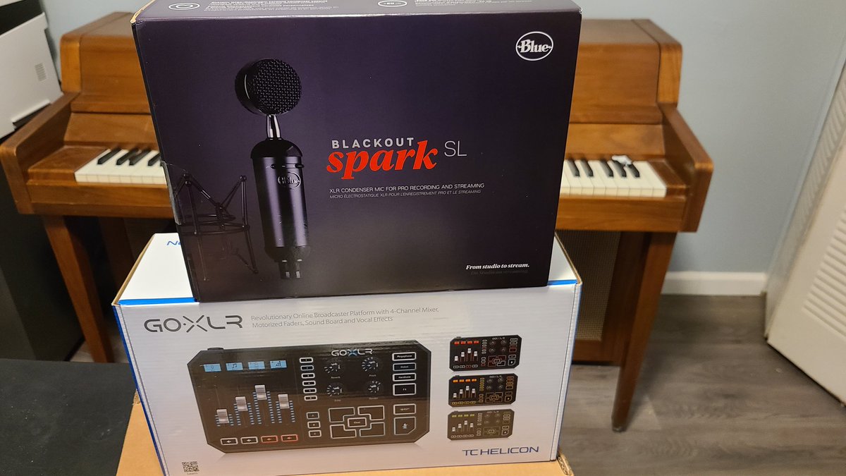 techsinapickle's tweet image. Picked up some things.  The sound engineer in me is geeking out moren than the content creator.  #goxlr #streamtech @tchelicongaming @BlueMicrophones
