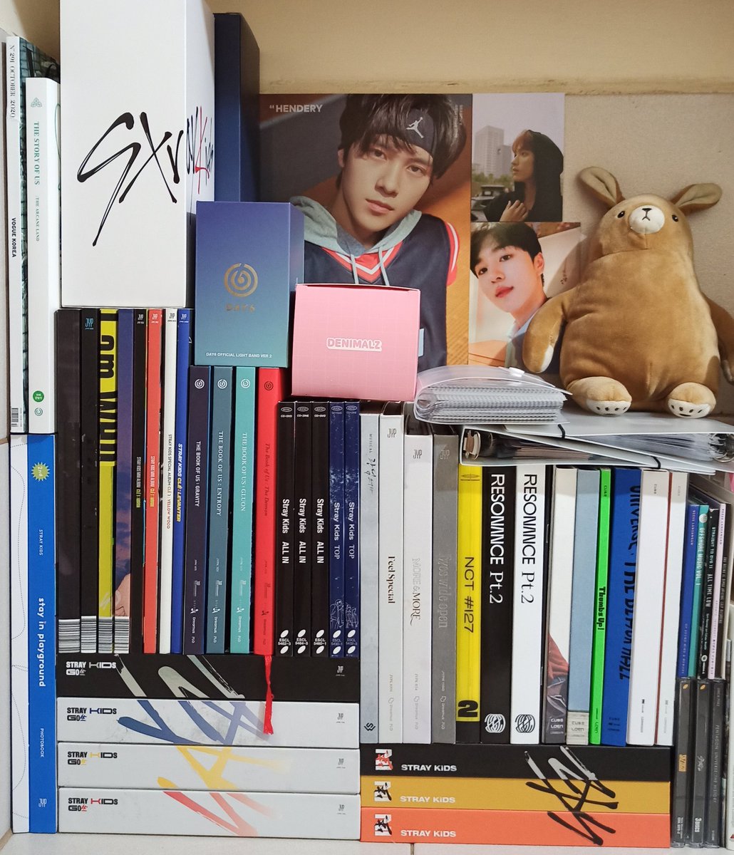 loreinesanluis's tweet image. first time sharing our current collection kasi hiya ako but these really made us happy (and brokedt 🤣), helped us stay sane &amp;amp; survive 2020!!! oh how did i get here HAHAHA 😭 anyway wishing everyone a happier and brighter 2021 ☃️🥰 #sklkolang #elsadoyouwanttobuildasnowman