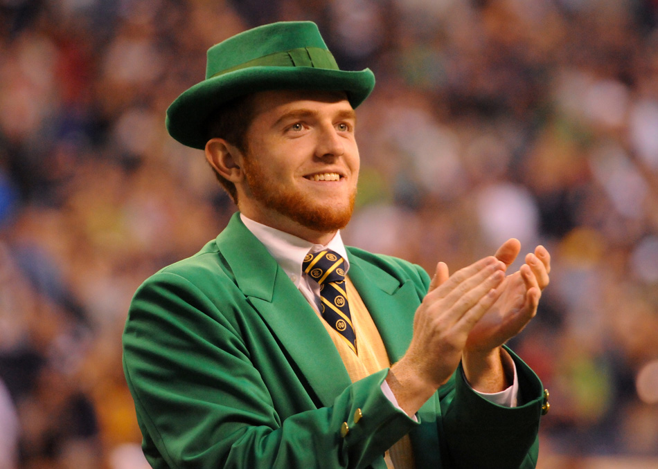 Bama_247's tweet image. Prediction Time: Will #Alabama cover the 20 point spread against Notre Dame? Retweet for Yes, Like for No.