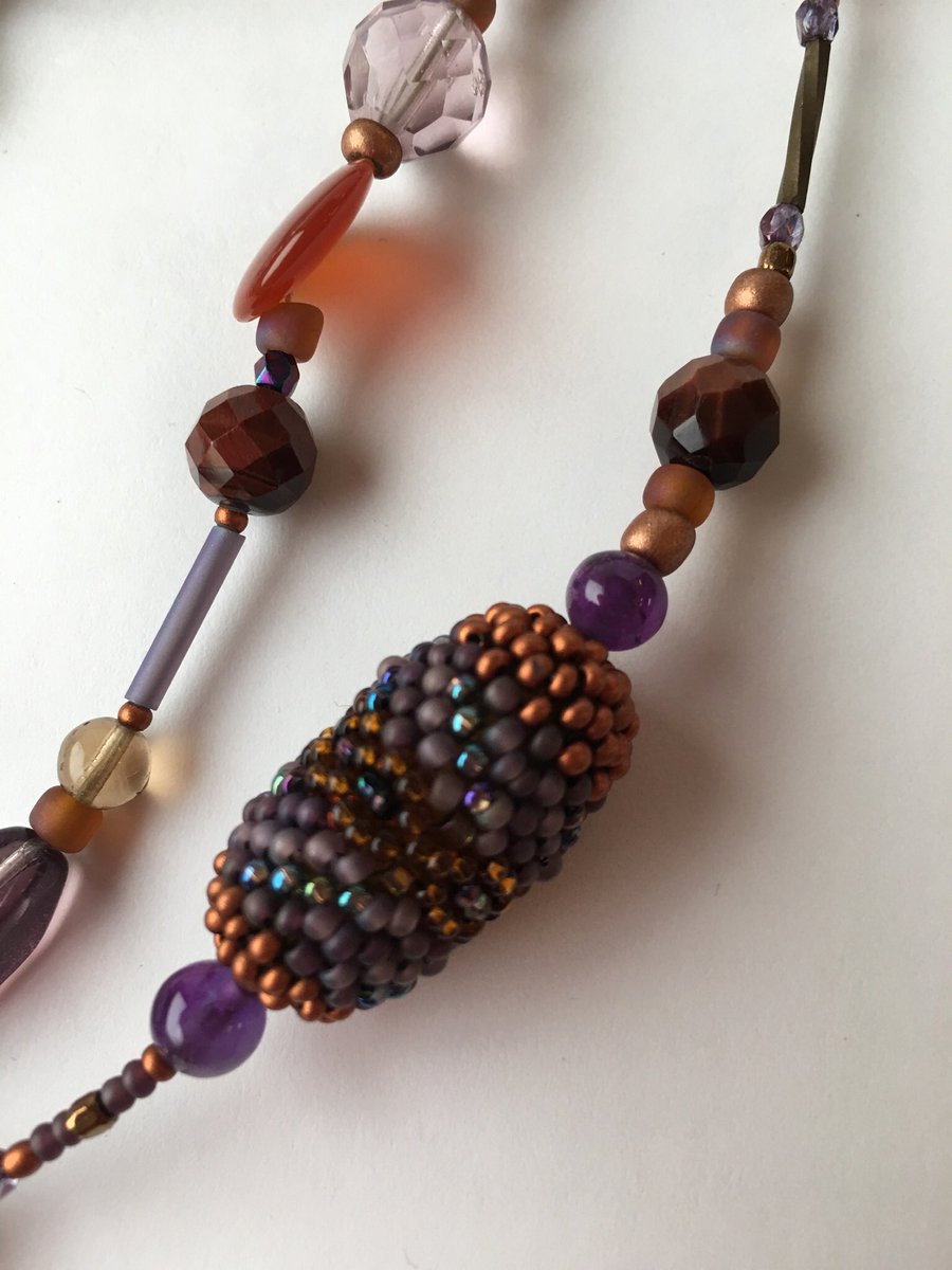  @JonnyMicro 18/One of my obsessions is fractal crafts such as beaded beads. If I had the time and was serious about art, I would probably try to create fractal art the size of a living room. Ah! Maybe some day!