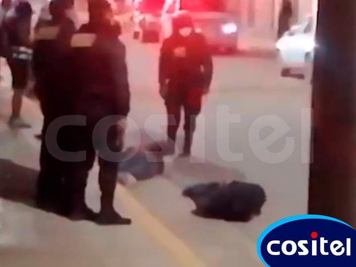CositelT's tweet photo. #Juliaca UN MUERTO Y DOS DETENIDOS FUE EL RESULTADO DEL INTENTO DE ASALTO A LA GERENCIA DE ADMINISTRACIÓN TRIBUTARIA DE LA MUNICIPALIDAD DE SAN ROMÁN https://t.co/0l4wepjeRX