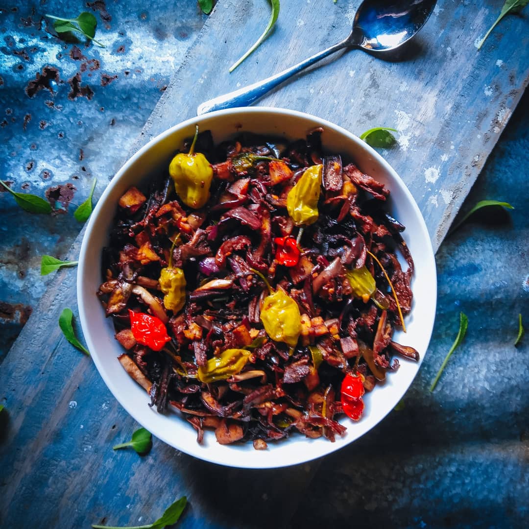 MyPlatecafe's tweet photo. Wambotu Moju/Eggplant Pickle

#wambotumoju #eggplant🍆
#veganfood#vegancurry#veganrecipes#sweet#spicyfood#instafood
#instagood#yummyfood

Hey guys, 
End of this year the last recipe is Wambotu moju.
https://t.co/ONz2Ril6wL https://t.co/1PL7DkgToN