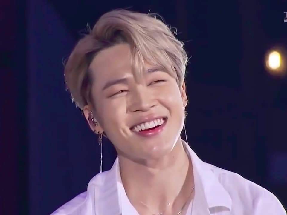 Himawarixl's tweet photo. #JiminDeservesBetter
Jimin es un ser maravilloso, no te merecen rey. 💗 https://t.co/vM5Up9ZcVp