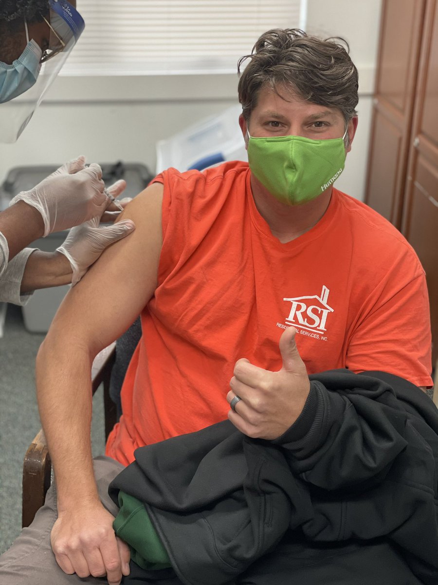 RSIspringglen's tweet photo. Today was a long awaited day @RSI_NC. Residents &amp; employees of Spring Glen received their 1st dose of the COVID-19 Vaccine! Thank you Walgreens! A special Thank You to our wonderful RSI employees who continue to persevere! #Covid19vaccine #readyfor2021 #HappyNewYear https://t.co/5xNnfr7MAB