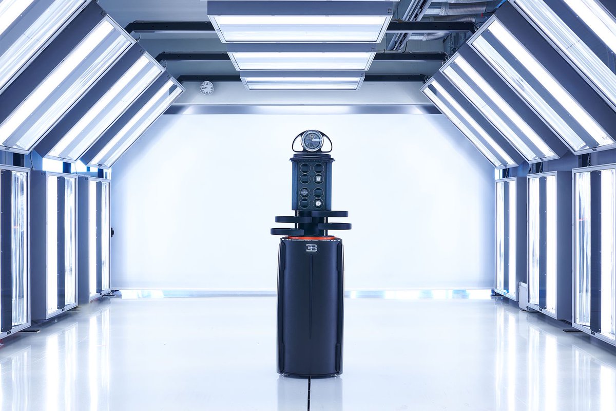 tim_bravo's tweet photo. Our licensing partners also had new launches this year. A few examples of their highlights 2020.

#Bugatti #champagne #CarbonChampagne #safes #watchwinder #bubenzorweg #watchmaking #jacobandco #lifestylecollection #audes https://t.co/lfESoxOL30