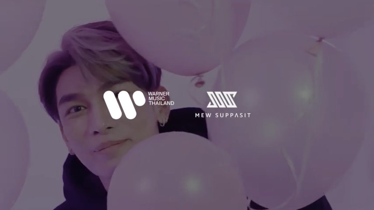 Mientras el mundo padecía por la pandemia,  #MewSuppasit supo crear muchas oportunidades para desarrollarse. Por ejemplo, firmó hace poco con Warner Music para poder cantar temas internacionales de manera gratuita y ya lanzó un primer cover  #AtMyWorstxMSS