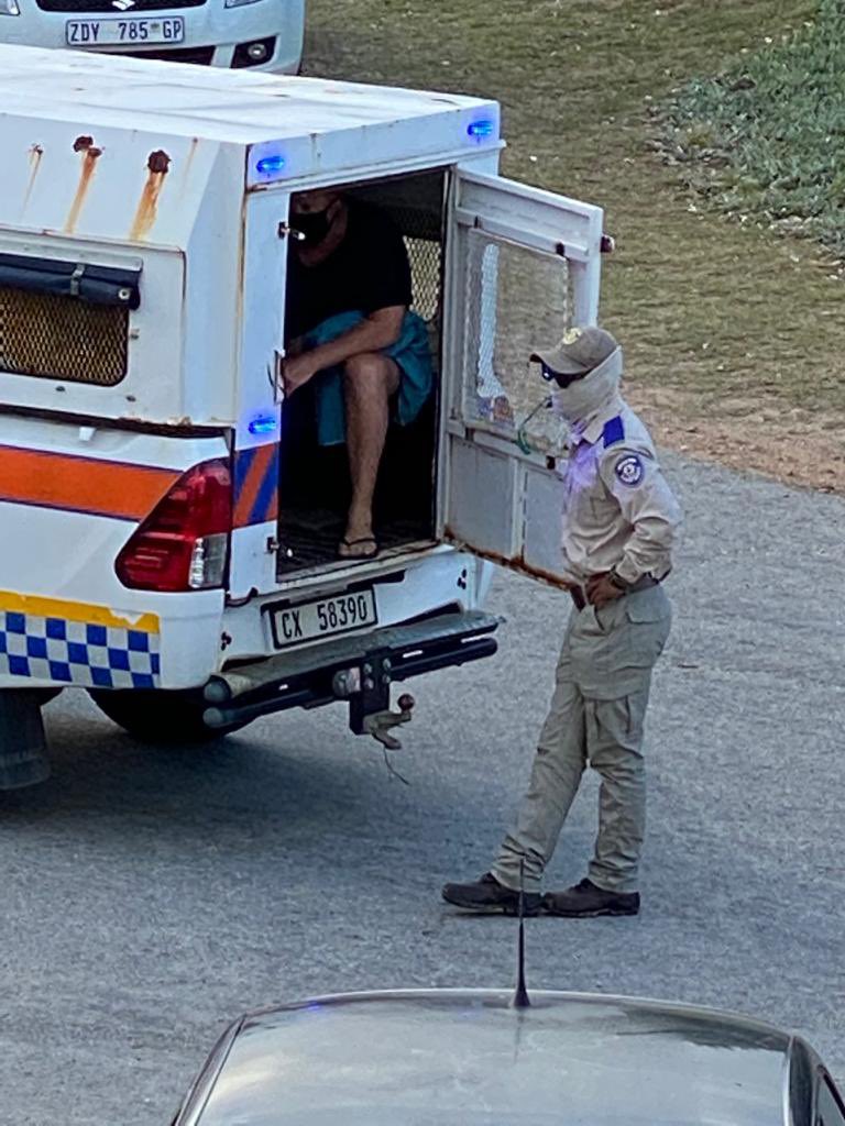 Is it really necessary to be arresting people for a quiet early morning swim in the Sea. Taken away, wet and cold. @plettisawesome @Plett_Tourism @SoPlett