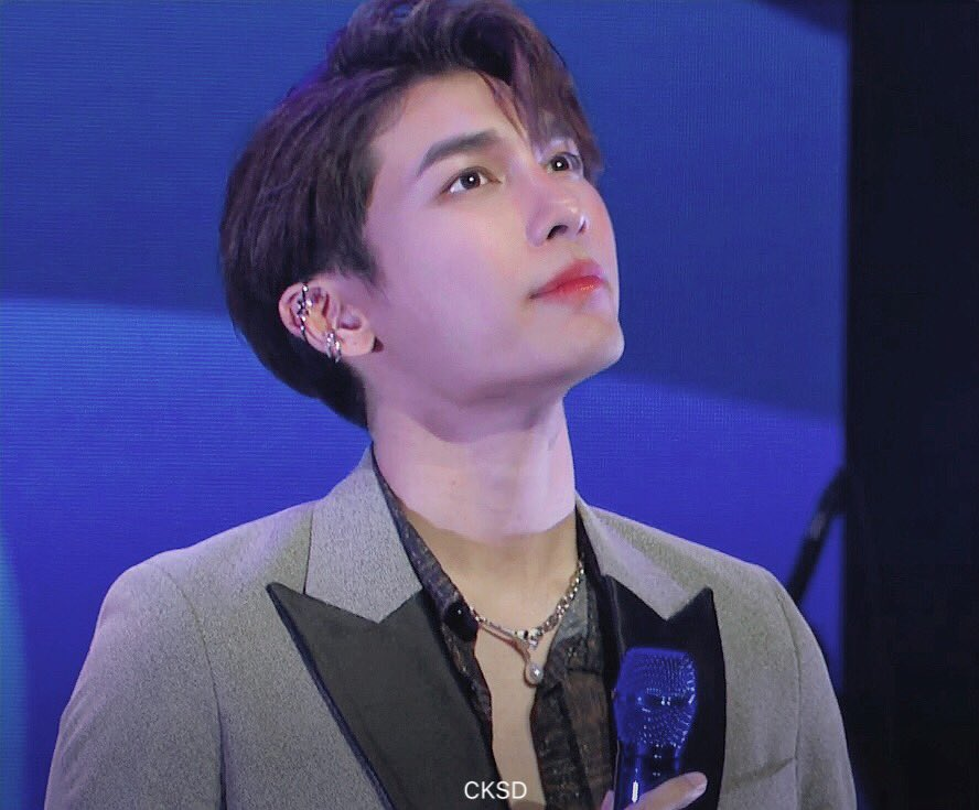 SOY demostró que Mew podía ser también cantante, que la prensa lo respetaba y que  #MewSuppasitStudio funciona de manera muy profesional. Gracias a este éxito, un mes después, MSS organizó un showcase en el que M cantó junto a su ídolo Stamp y cumplió otro sueño: ser astronauta.