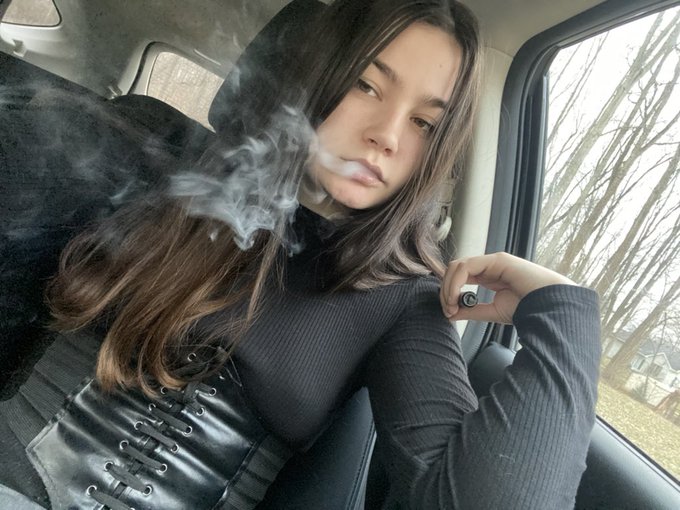 Hewwo 😝 https://t.co/wImeL0N9CX<a href="/tag/booty"class="tags"><span>#booty</span></a><a href="/tag/cute"class="tags"><span>#cute</span></a><a href="/tag/sexy"class="tags"><span>#sexy</span></a><a href="/tag/butt"class="tags"><span>#butt</span></a><a href="/tag/twerk"class="tags"><span>#twerk</span></a><a href="/tag/feet"class="tags"><span>#feet</span></a><a href="/tag/thong"class="tags"><span>#thong</span></a><a href="/tag/goth"class="tags"><span>#goth</span></a>