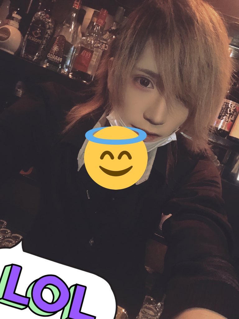 ousamamaron's tweet photo. 今年1年本当にお世話になりました！！

今年は本当に色々ありましたねww
周りが大荒れしたりww

それでも！！！

グループ加入やLIVEなど色々な新しい事への挑戦できた良い年だったかなぁと思います！

来年ももっともっと頑張って行くので！！

皆さんどうぞ来年もよろしくお願いします«٩(*´ ꒳ `*)۶ https://t.co/xBa0VMzu2s
