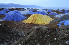 Demikianlah Indonesia. Tanah air kita memiliki banyak hal di mana itu adalah sangat bahkan paling berharga. Memiliki kualitas paling hebat dalam kekayaan sumber daya alam dan mineral bumi, sehingga untuk banyak alasan tak mungkin diambil dan dimanfaatkan lebih dulu.