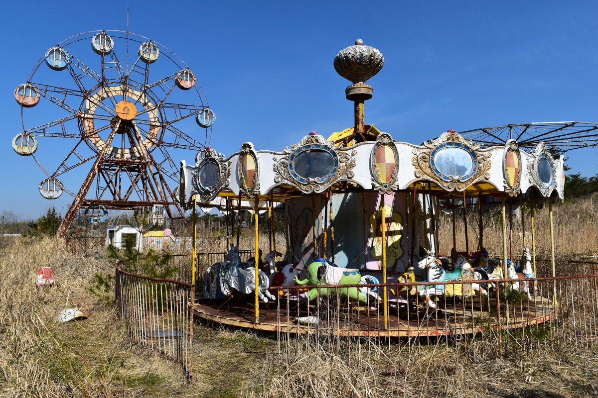 かわうそ Twitterren 東北の一大廃墟遊園地 最盛期には年間万人が訪れた人気スポットもレジャーの衰退で閉園の憂う目に 廃墟テーマパークとして再生の道を模索しているようだが現在も買い手は付いていないようで もう一度脚光を浴びる日は来るのだろうか 廃墟