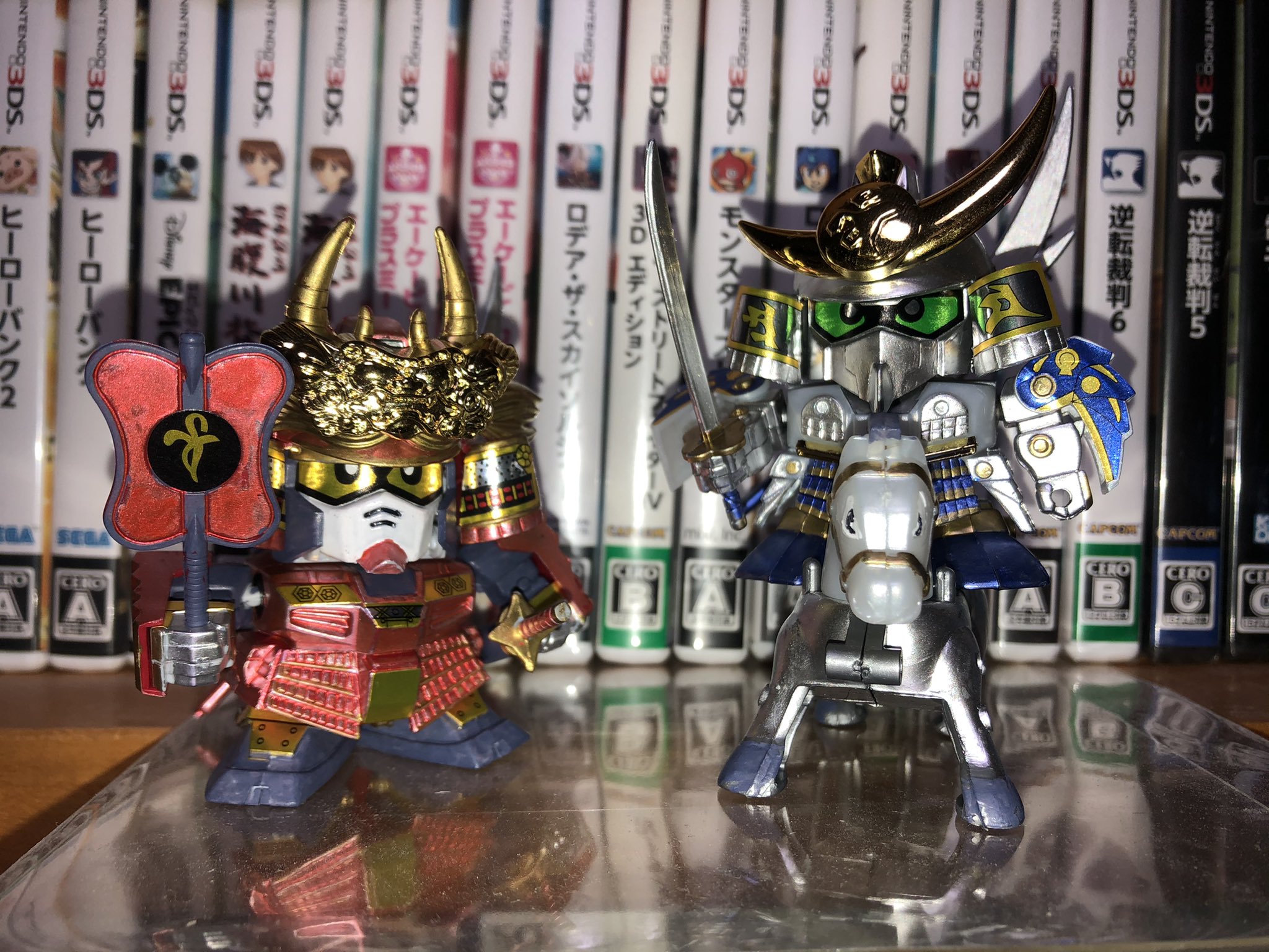 ごろりン 信玄ガンダムと謙信ガンダム 今年作ったプラモ晒そうぜ 買って気付いたんだけど 武者ガンダムと武者ガンダムmk2のパーツ追加商品なんだなw T Co Lvtbpychzv Twitter